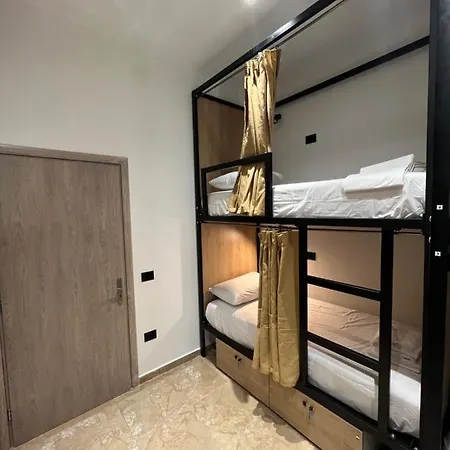 Boutique * Sarandë